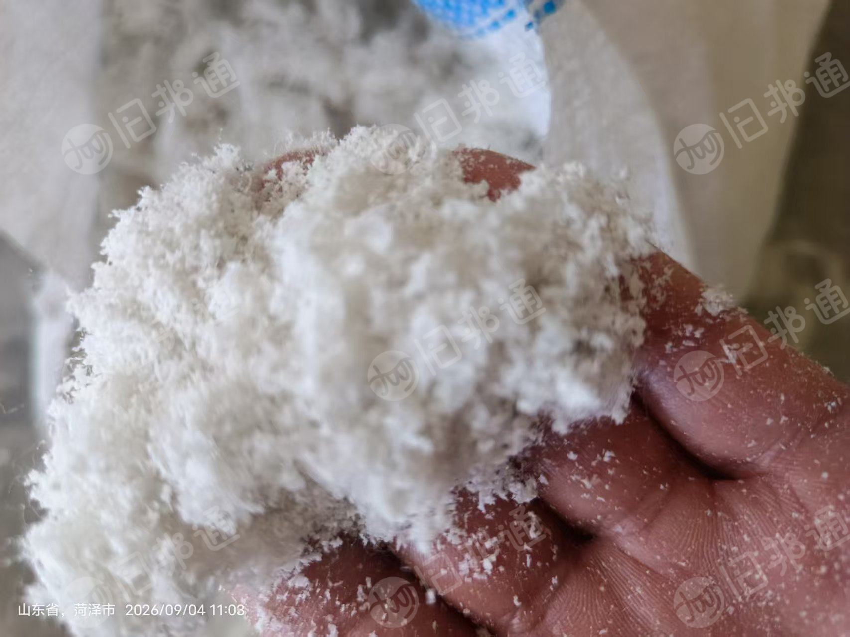 长期出售气囊布下来的硅胶粉，气囊布脱胶硅胶粉，月供20吨，货在山东菏泽