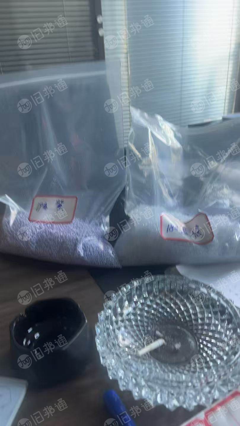长期出售PC新料，有白透跟蓝透PC颗粒