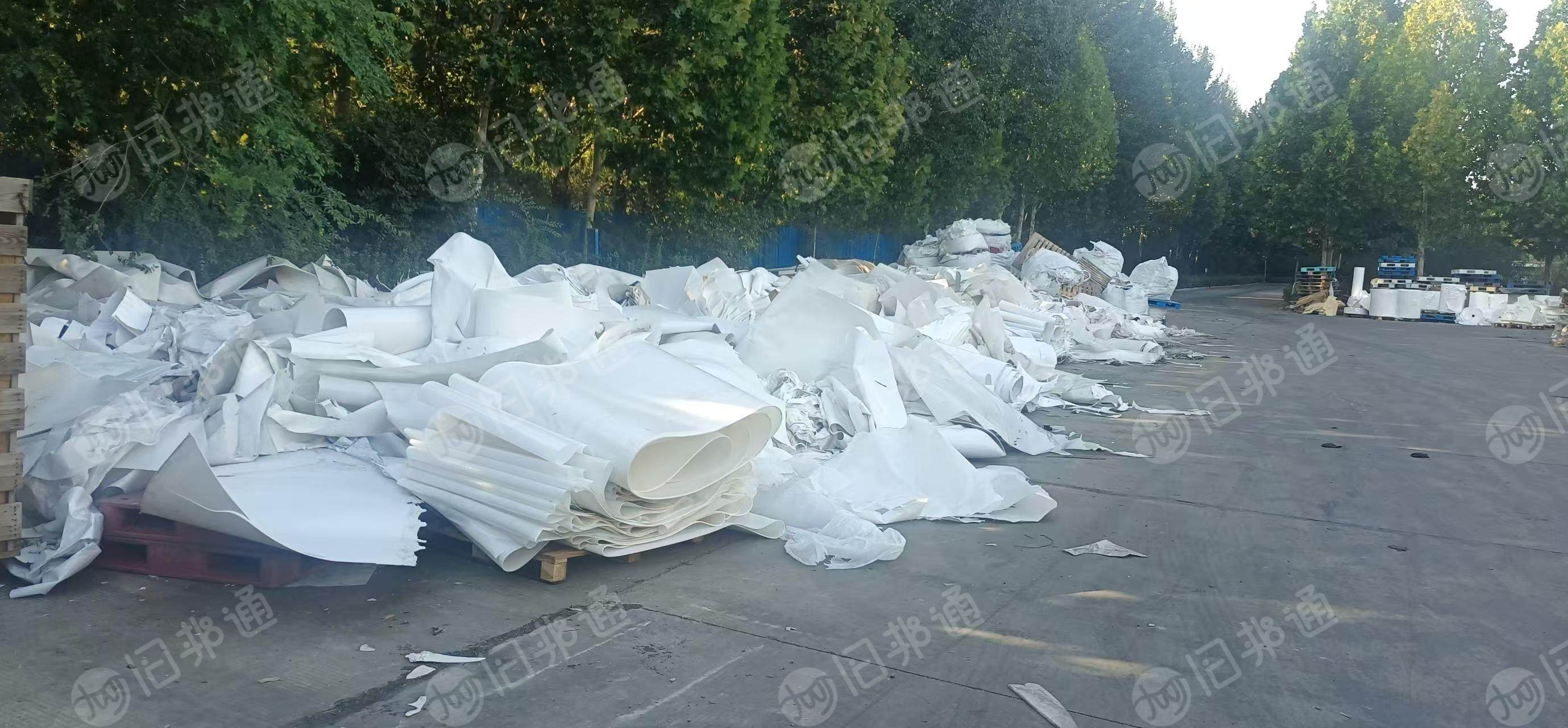 厂家出售PP合成纸边角料，每个月总量100吨左右