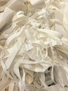 长期出售白色硅油纸边角料