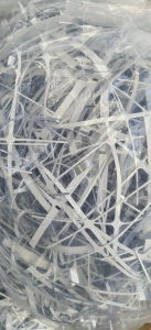出售药厂下来的铝塑带纸废料，一层PVC，一层纸铝塑