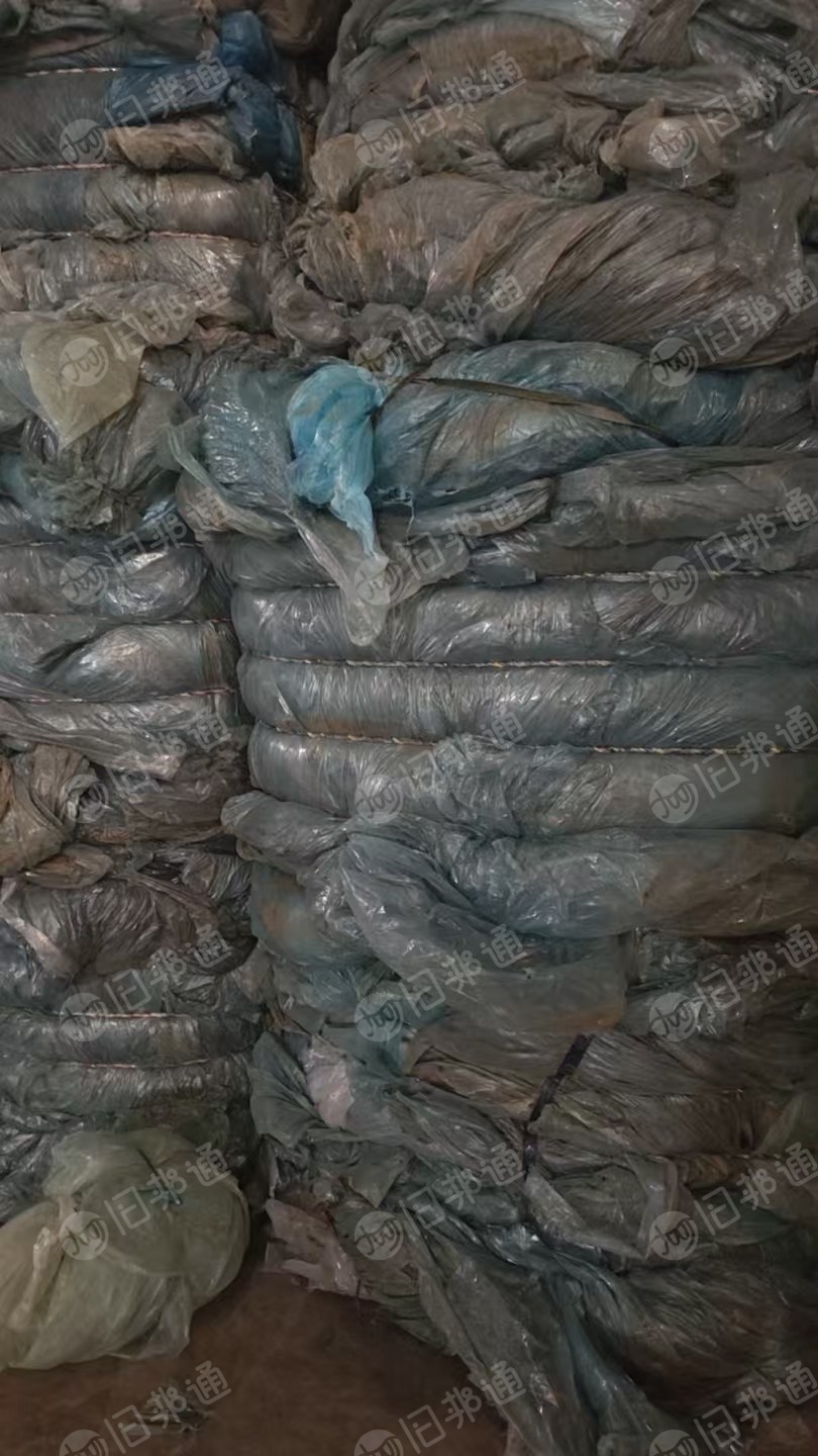 长期出售大棚膜废料，现货五六十吨
