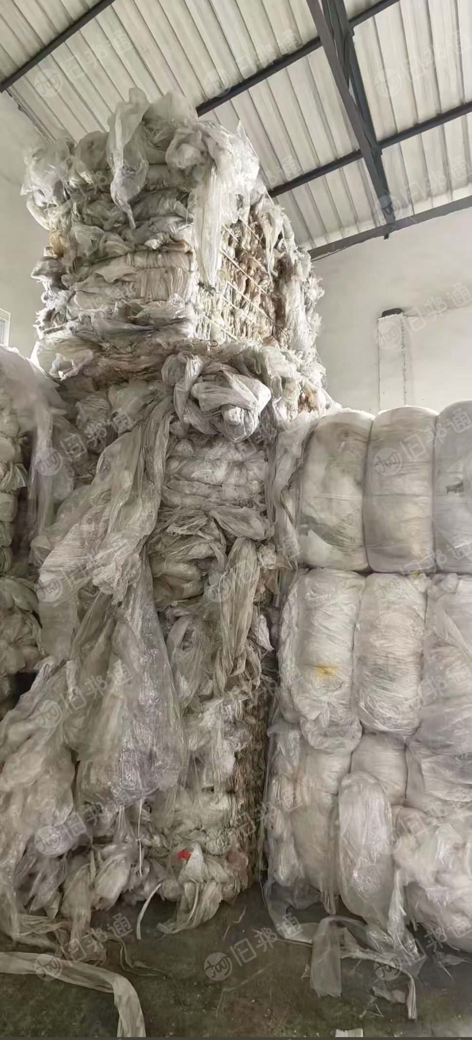 长期出水洗高压膜废料,缠绕膜跟平板膜混打的,现货二十几吨