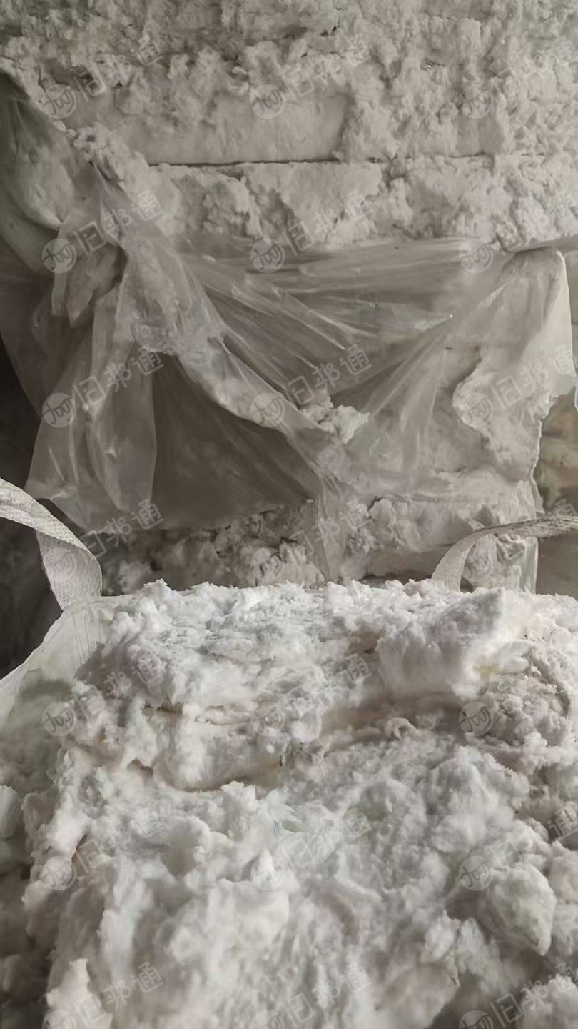 长期出售白色木浆棉压块