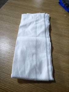 长期出售大块的涤纶木浆无纺布，适合做擦机布，擦油布，吸油性好