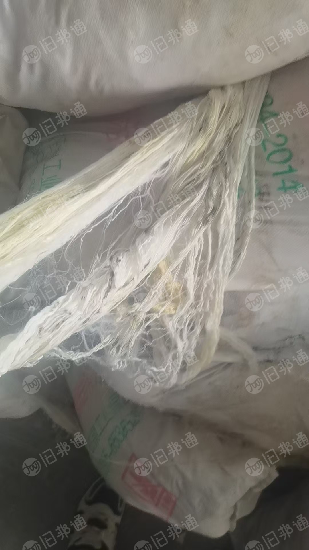长期出售芳纶1313丝芳纶1313纱线，白色占8成，其他颜色2成，现货30吨左右，货在山东青岛