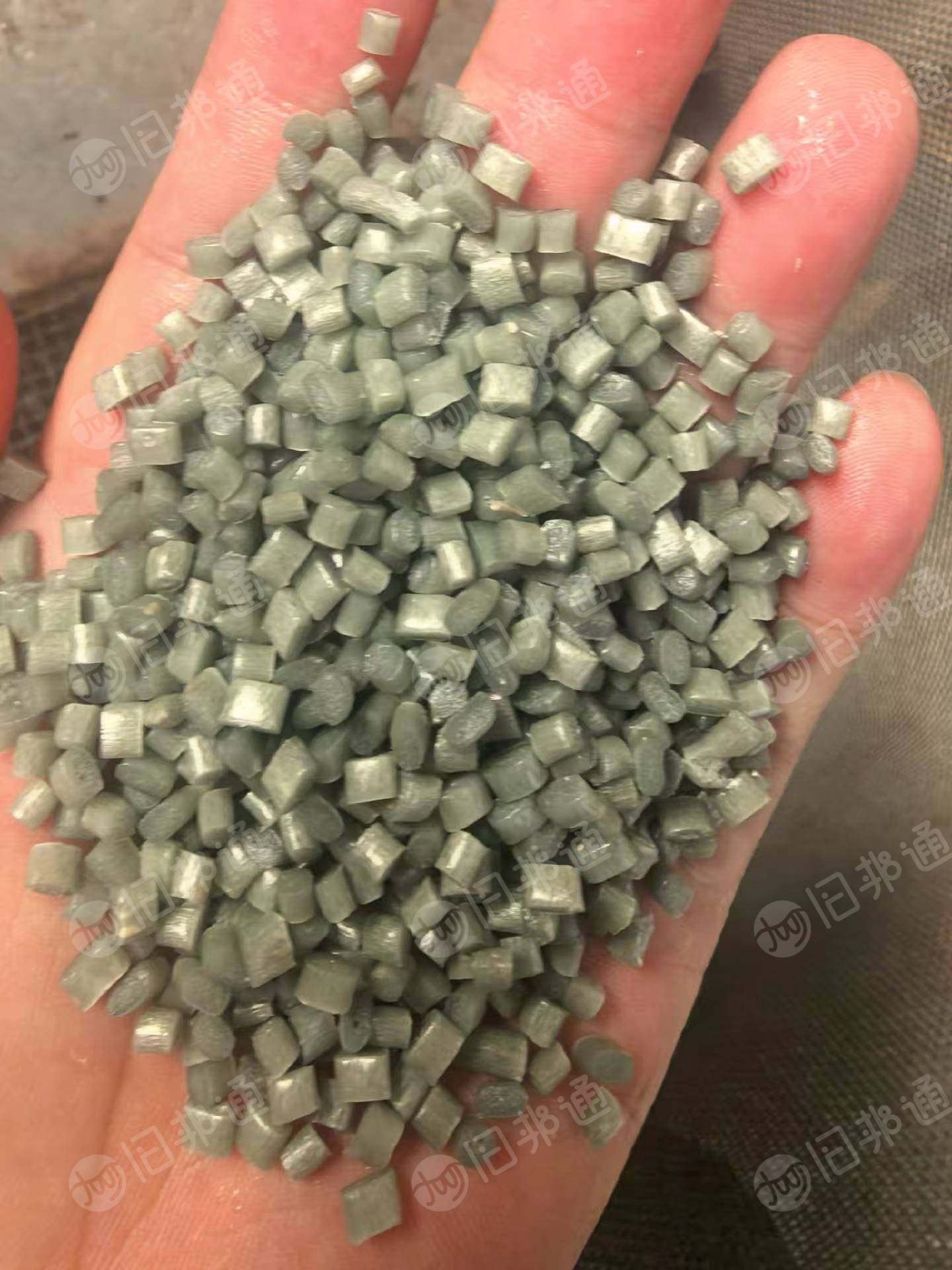 长期出售淋膜纸颗粒