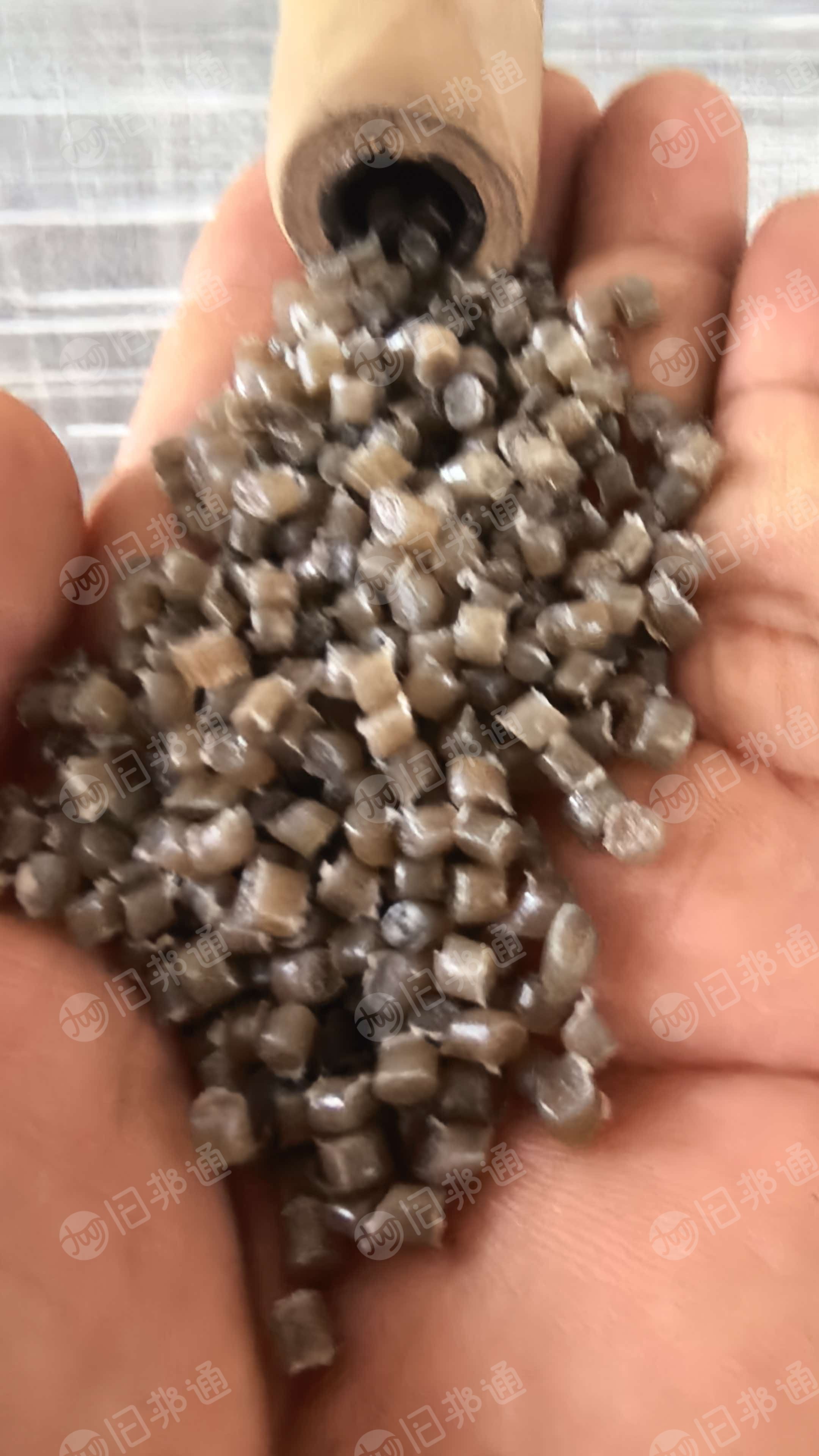 出售PE杂膜颗粒，黑色高压颗粒，现货20吨