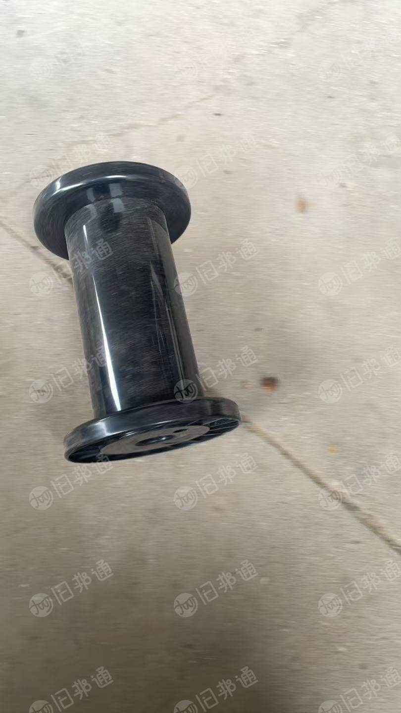出售ABS线管再生破碎料，黑色灰色都有，长期有货，够车就走，