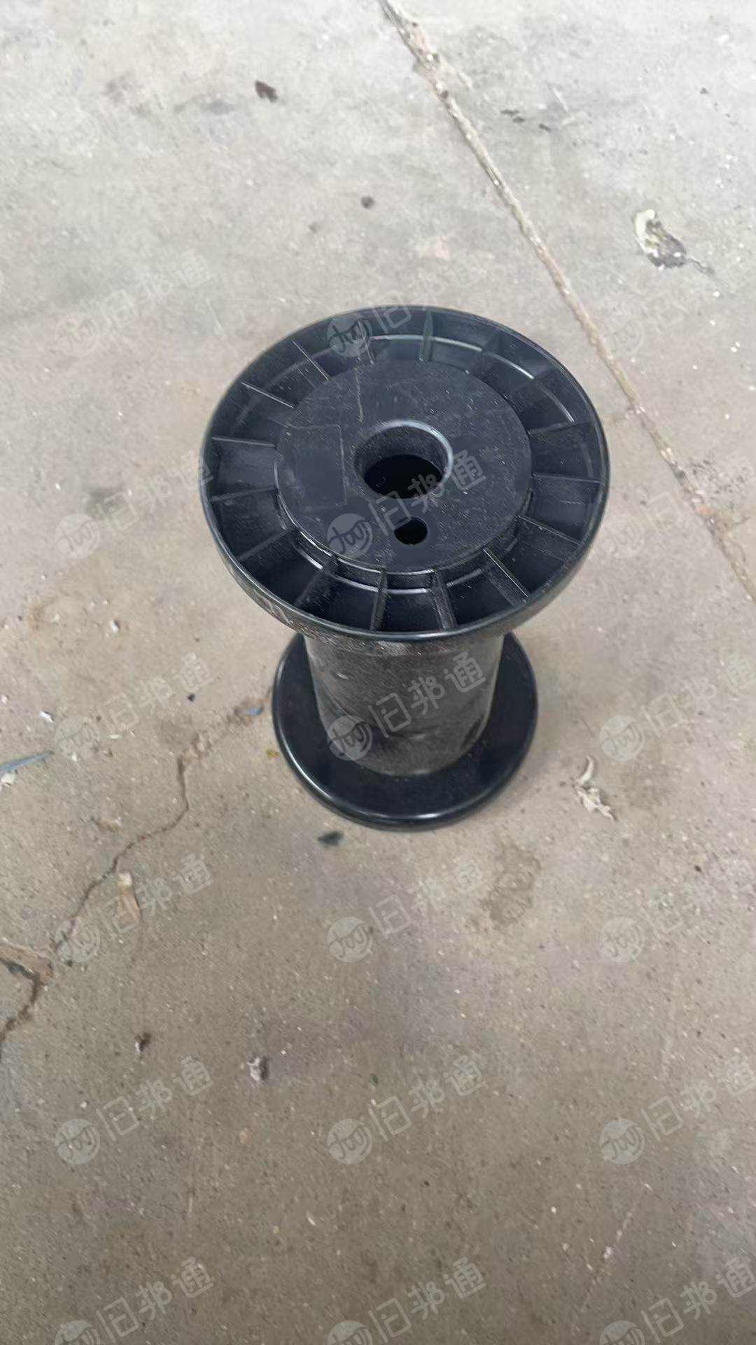 出售ABS线管再生破碎料，黑色灰色都有，长期有货，够车就走，