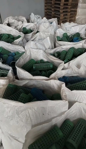 出售PP纱线管毛料