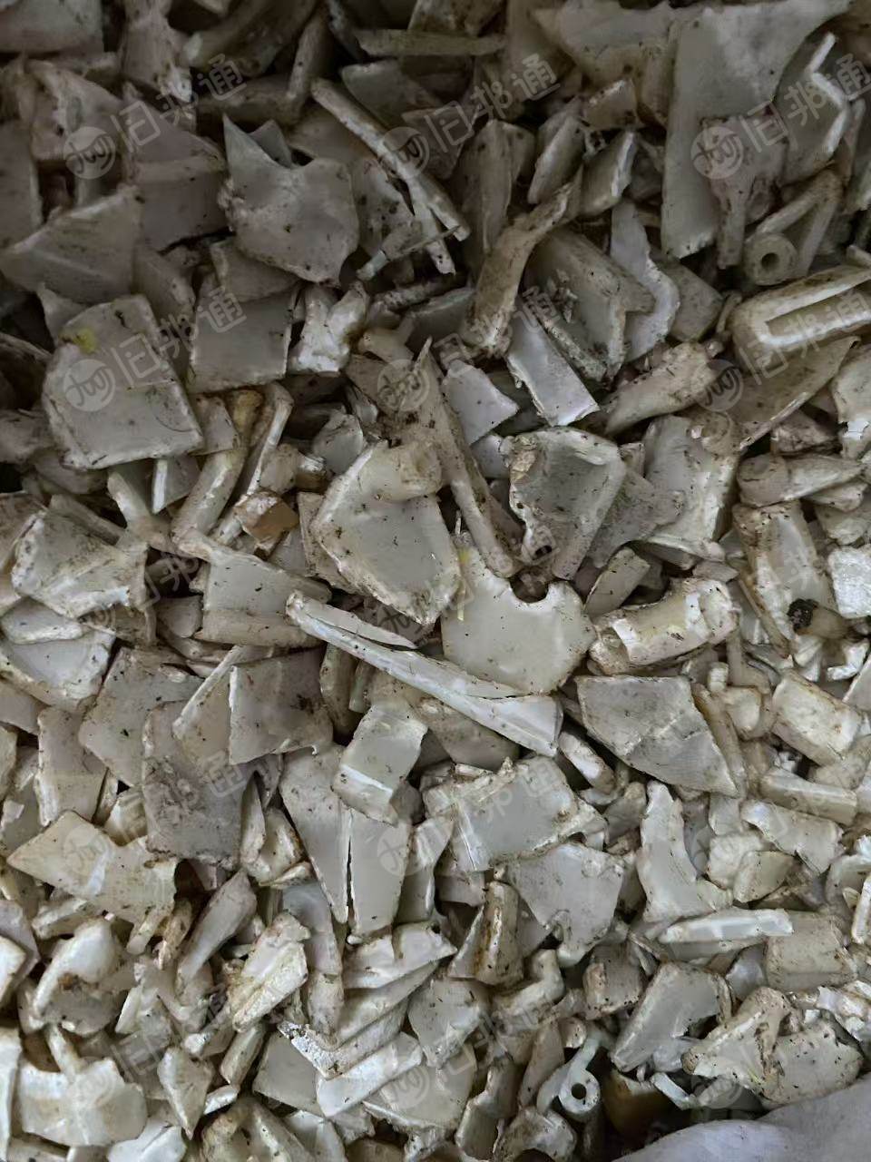 出售ABS破碎料，按摩椅塑料壳，现货二十几吨