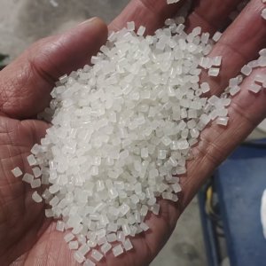 出售餐盒颗粒，过100目，左右，50左右溶脂，现货十几吨