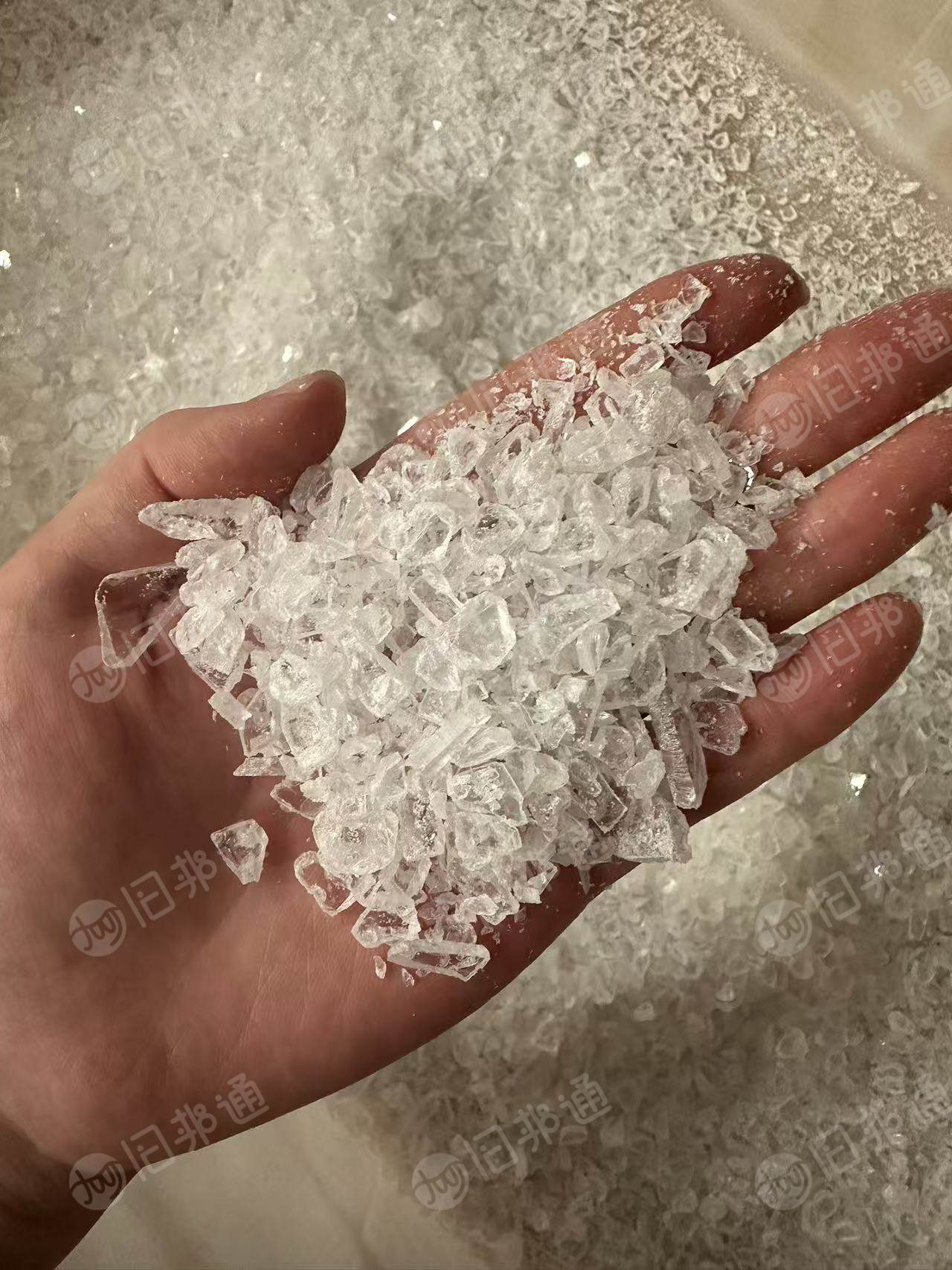 长期出售透苯破碎料,分半透跟透明的,都是干净的板材破的,干粉的,不是社会料,没有过盐水