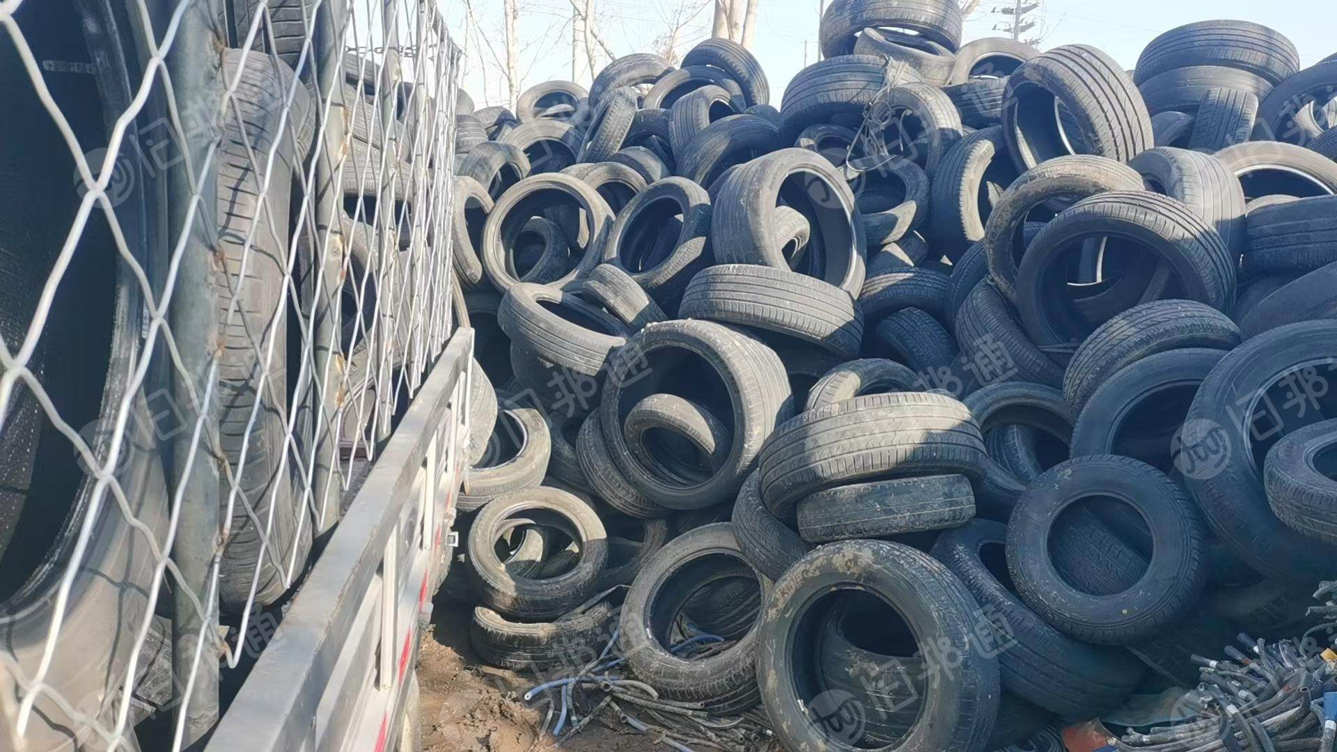 长期出售小钢丝轮胎,电摩胎,废内胎