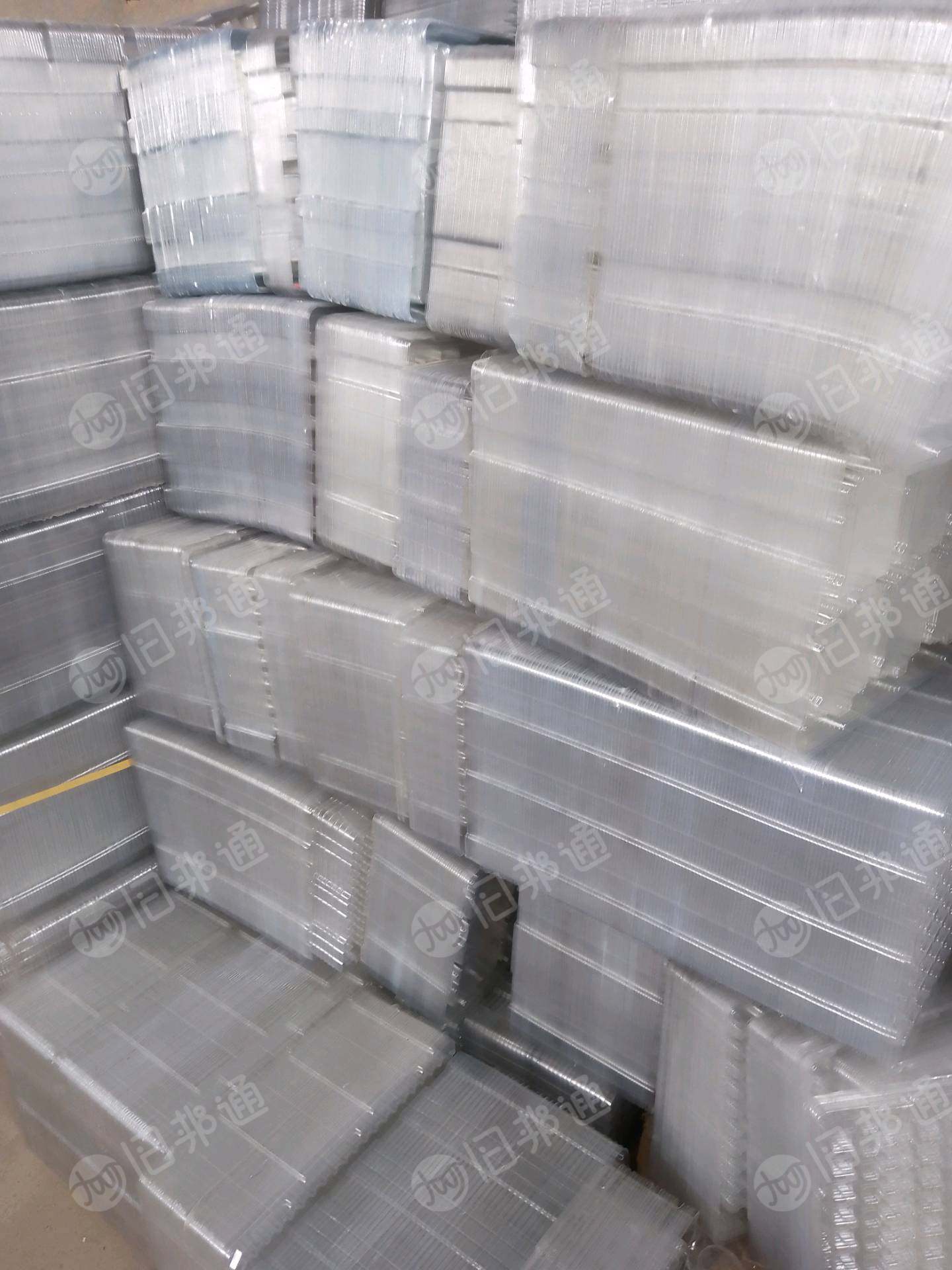 大量回收PET吸塑废料