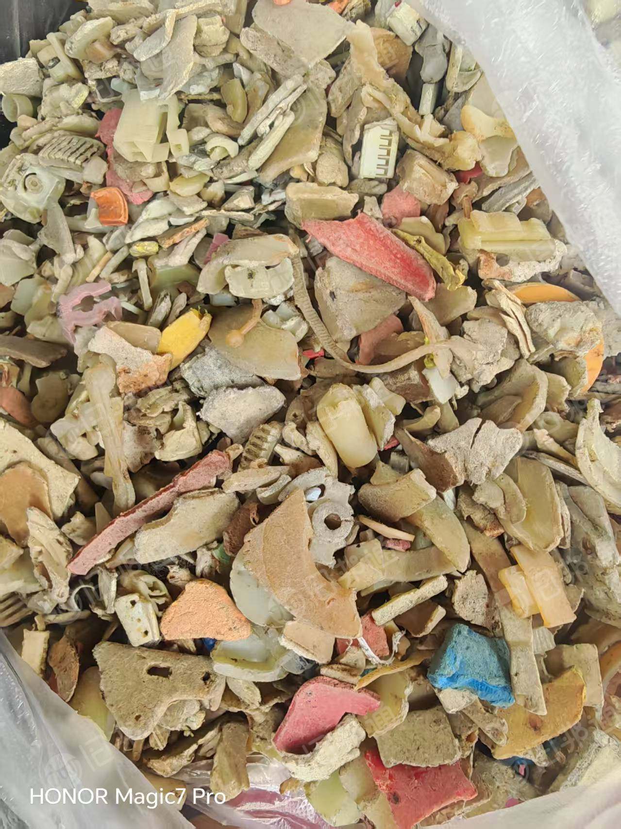 出售机选尼龙破碎料，经过材质机分选，现货够车