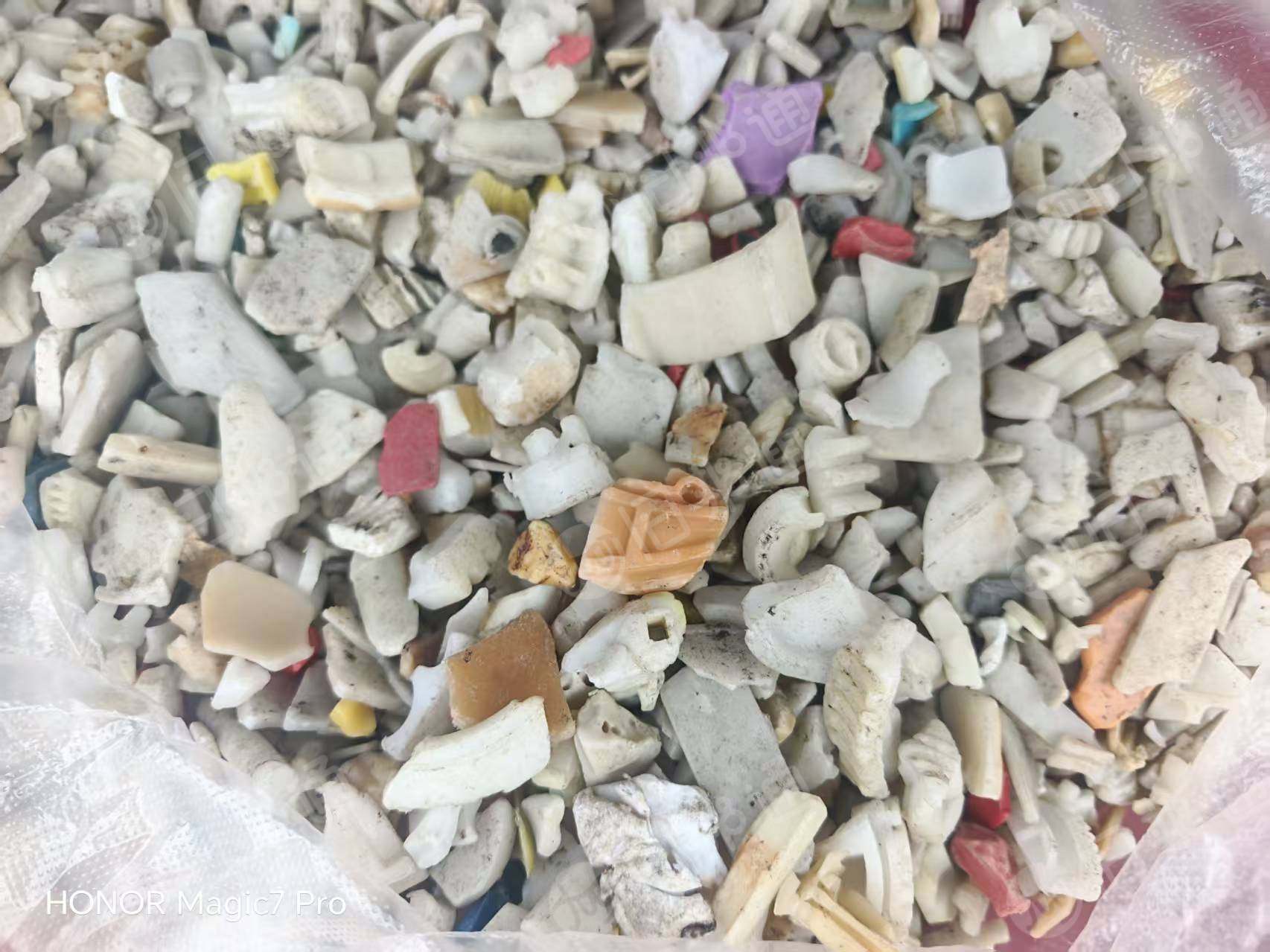 出售机选pom破碎料，聚甲醛破碎料