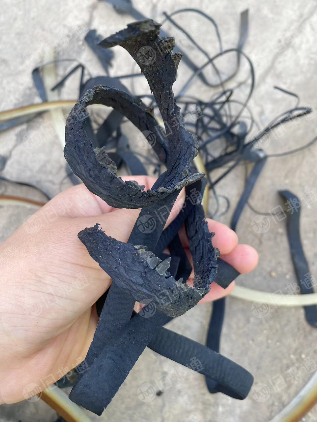 长期出售轮胎加工下来的边角料