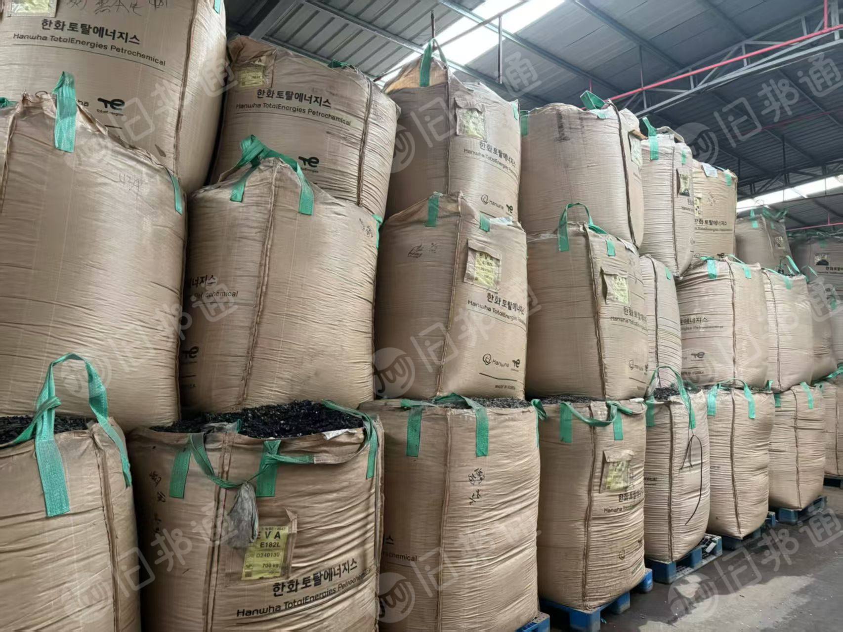 出售黑色PS吸塑片破碎料，黑色PS破碎料