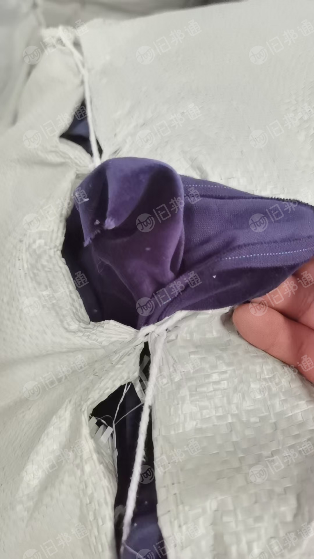 出售全棉平绒零头布，处理布，一米以上十米以下，颜色深色为主，无弹力，现货三万二千多米