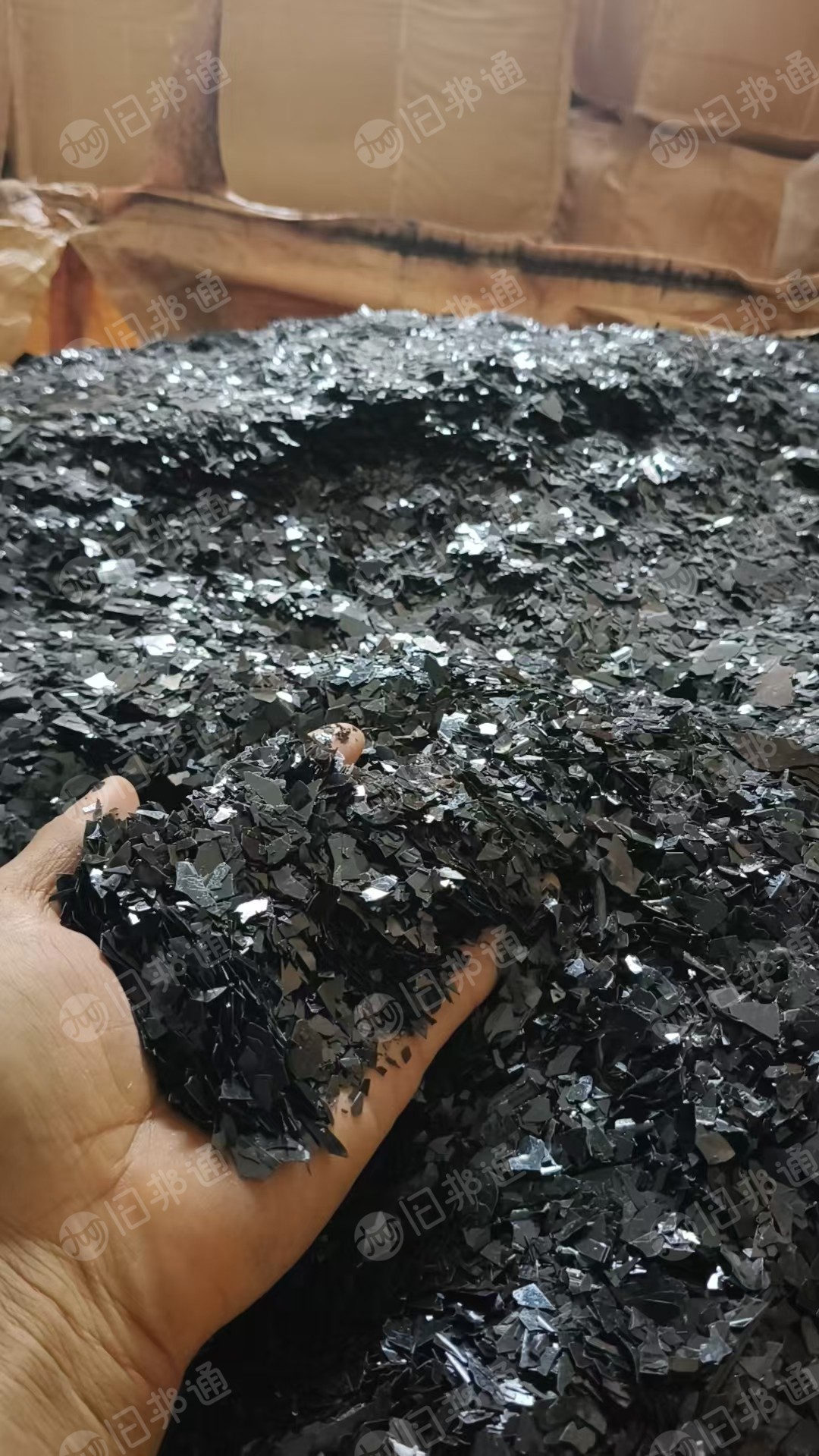 长期出售黑色PET吸塑盒破碎料,现货60吨