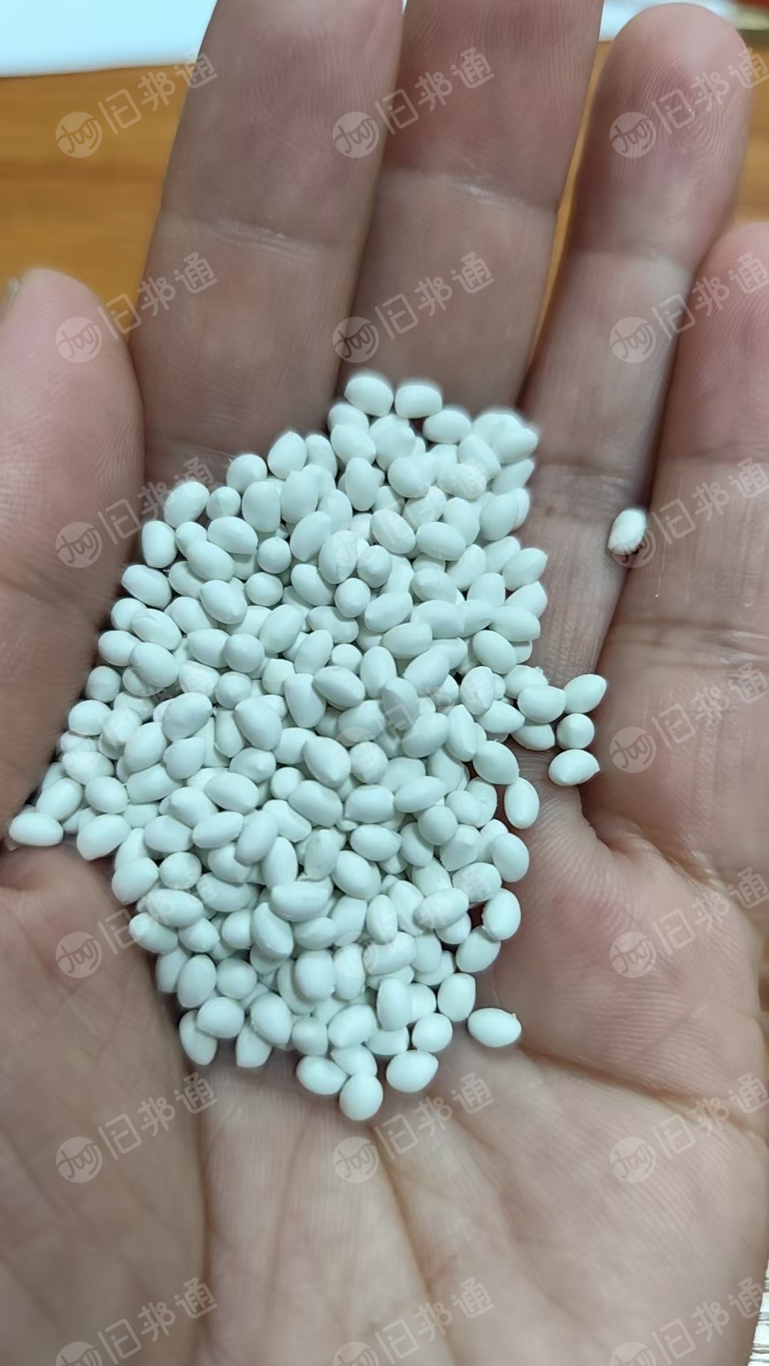 长期出售TPU再生颗粒,注塑级,80度-95度,半透白色黑色都有