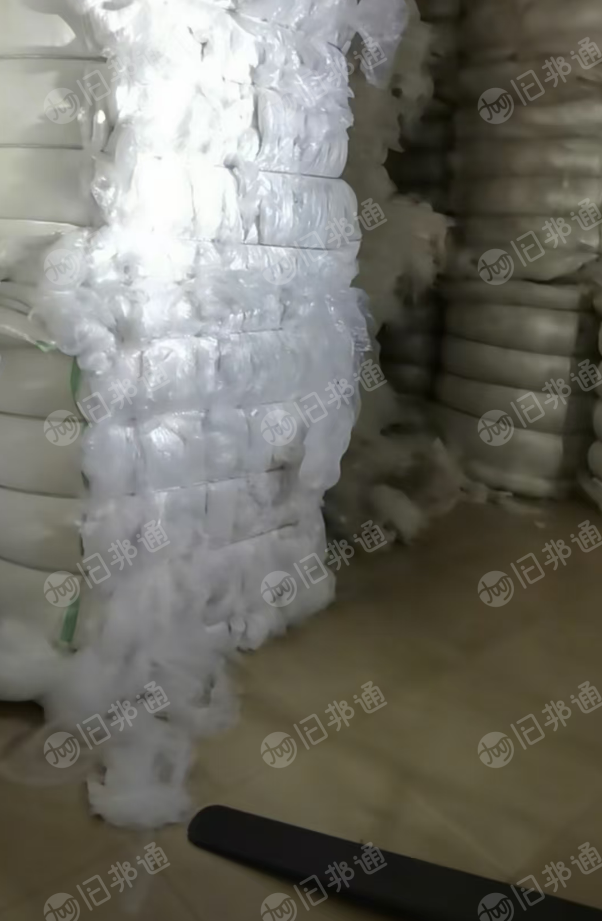 长期出售化纤厂干造低压膜废料，每月40-50吨左右