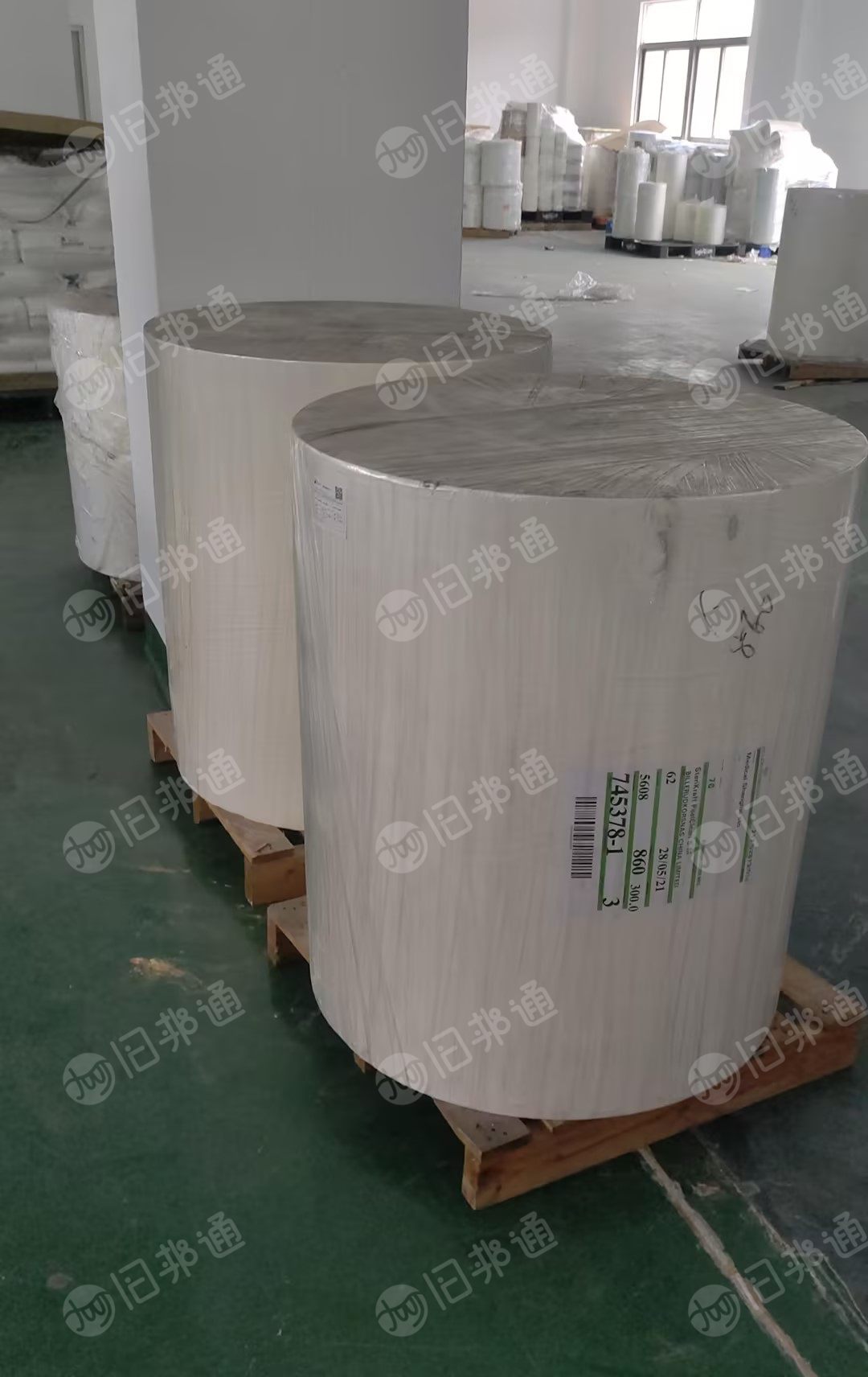 处理一批医用包装纸，都是由阔叶桨和木桨制成，纤维类的