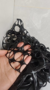 长期出售丁腈橡胶边角料