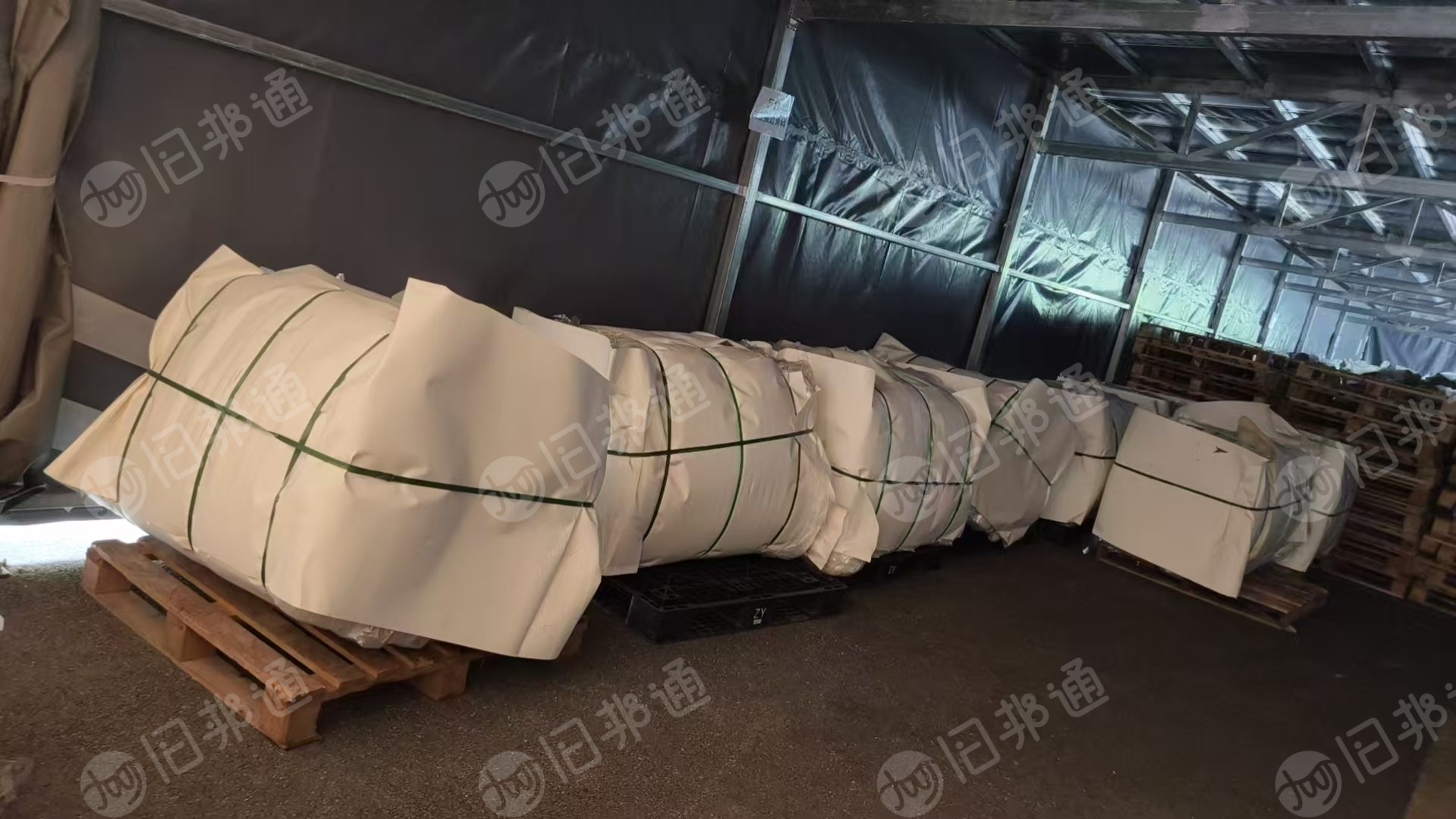 出售透明PET膜，聚酯膜，电子厂下来的PET电子膜，月供50吨