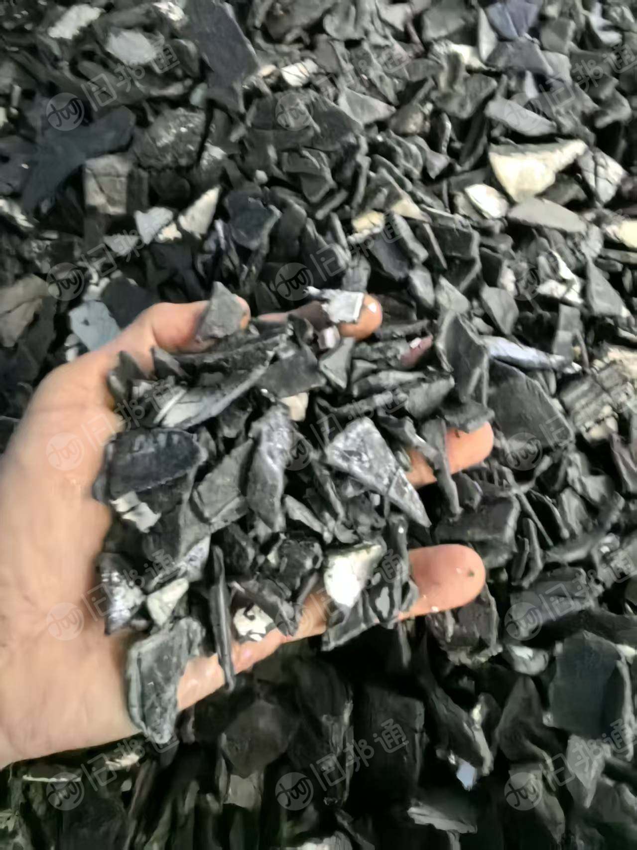 出售pp保险杠破碎料，每个月十几吨，水洗甩干除铁过风机