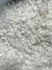 长期出售白色共聚丙破碎料，现货十几吨