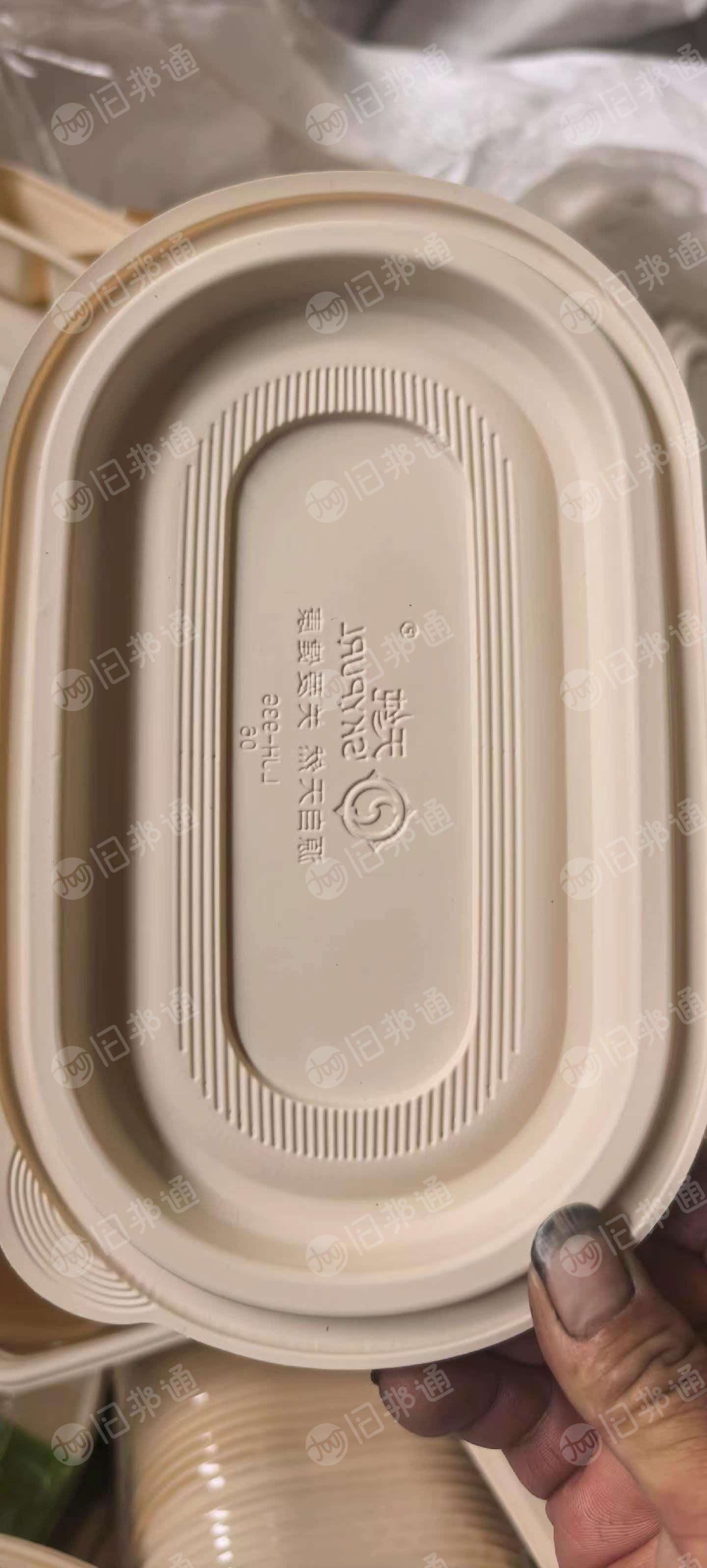 出售pp饭盒破碎料，全新料下来破碎，沉水的，现货60吨