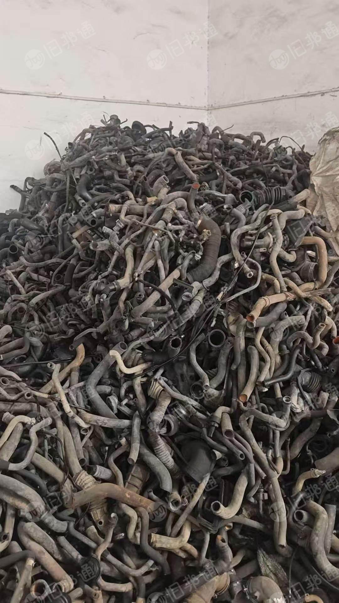 厂家大量收购杂橡胶，炼油用