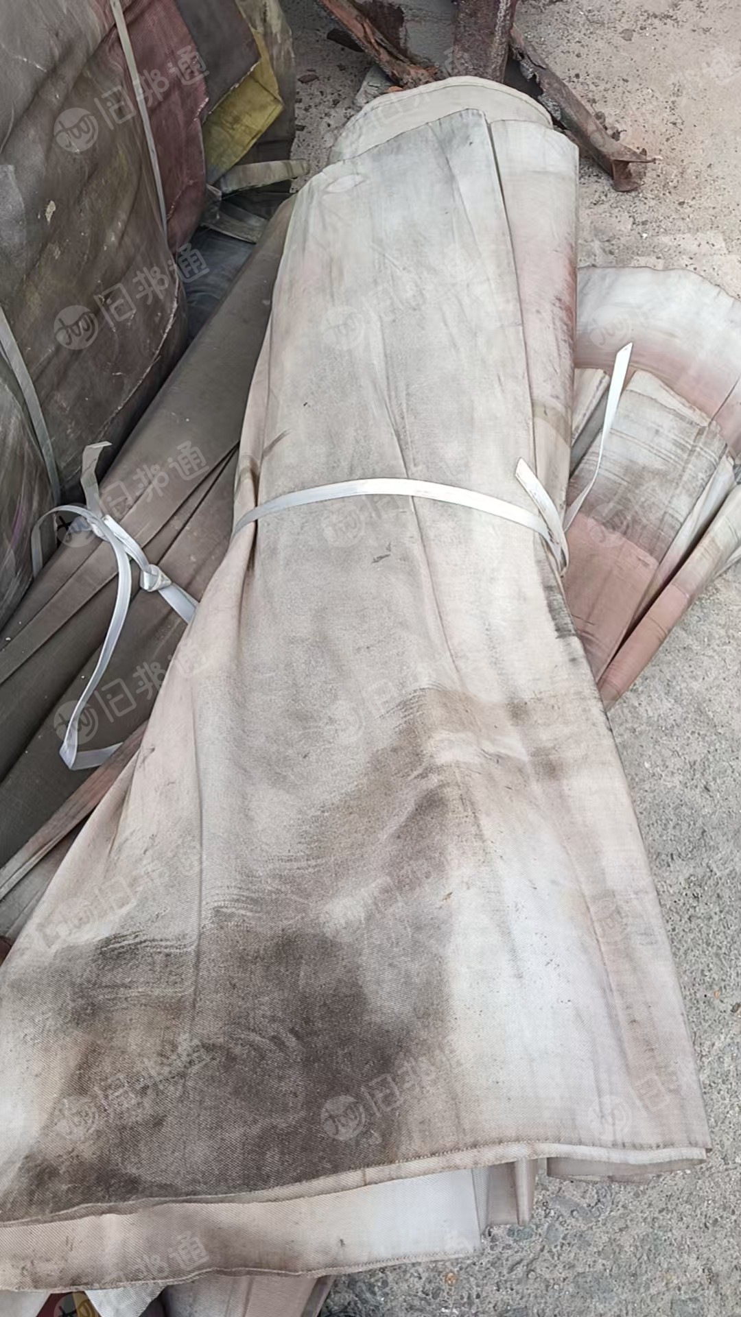 出售轮胎垫布，轮胎垫布下脚料，尼龙复合丙纶的，现货十六七吨，货在江西南昌