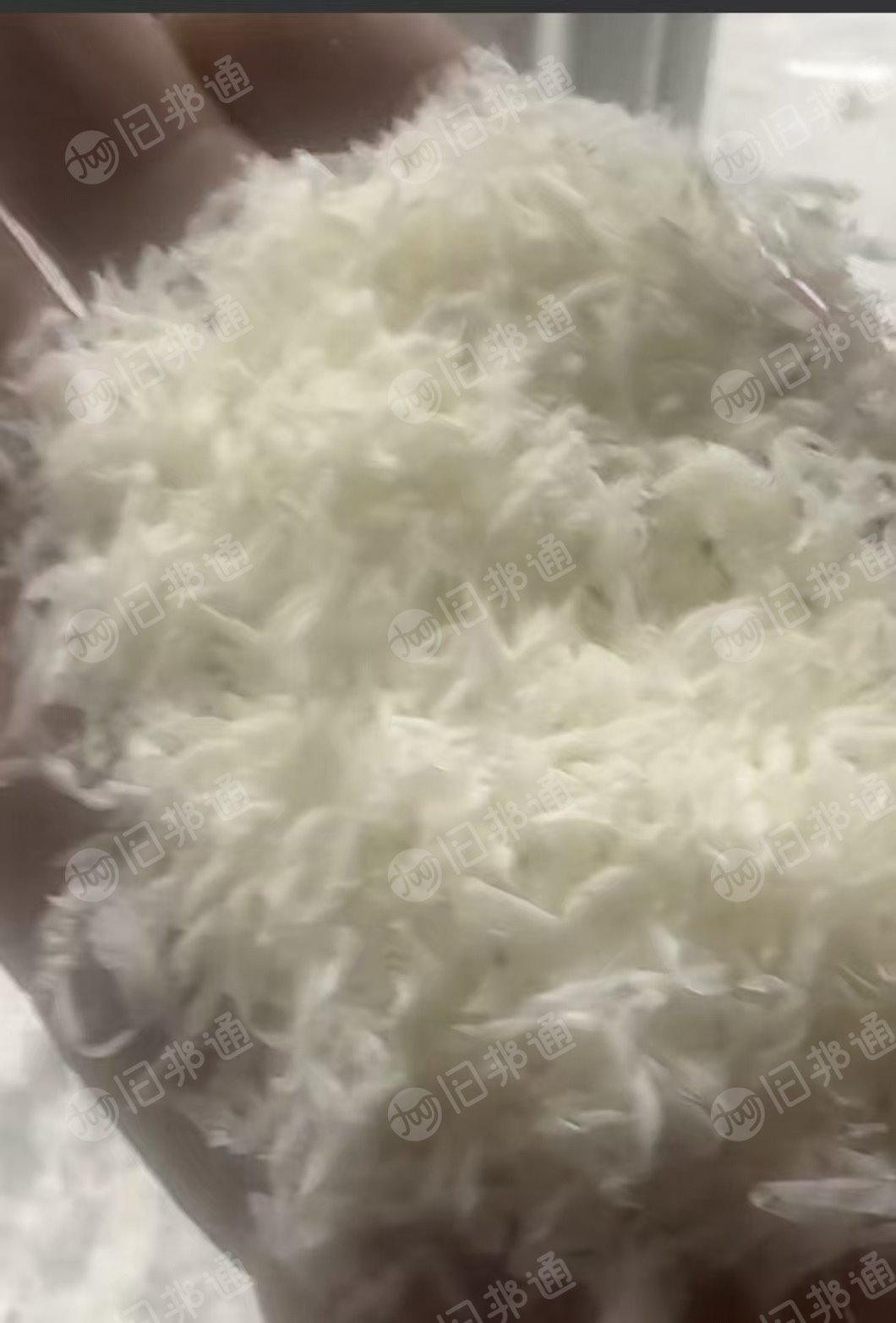 出售ABS 料,本色刨花和板材破碎料,干净无杂质,冲击16-17,长期有货,够车就走