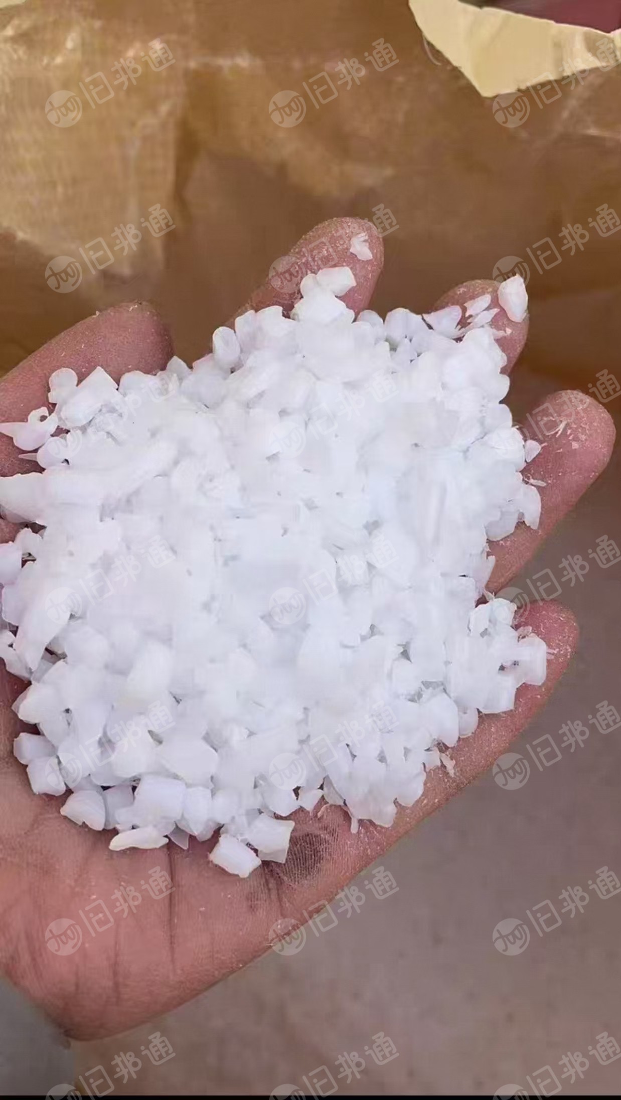长期出售pom水口破碎料