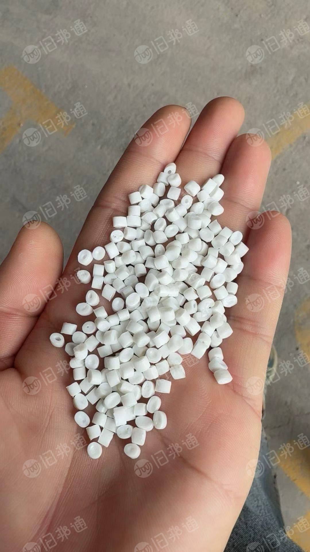 求购PP分色丙破碎料和颗粒,颗粒都要好的半透的,长期大量收,月需上千吨,用于注塑。要求无气味无杂质