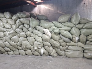 长期出售锦纶口罩绳，做尼龙颗粒，人工分拣打包，直接上机使用，月供50吨，厂在江苏常州