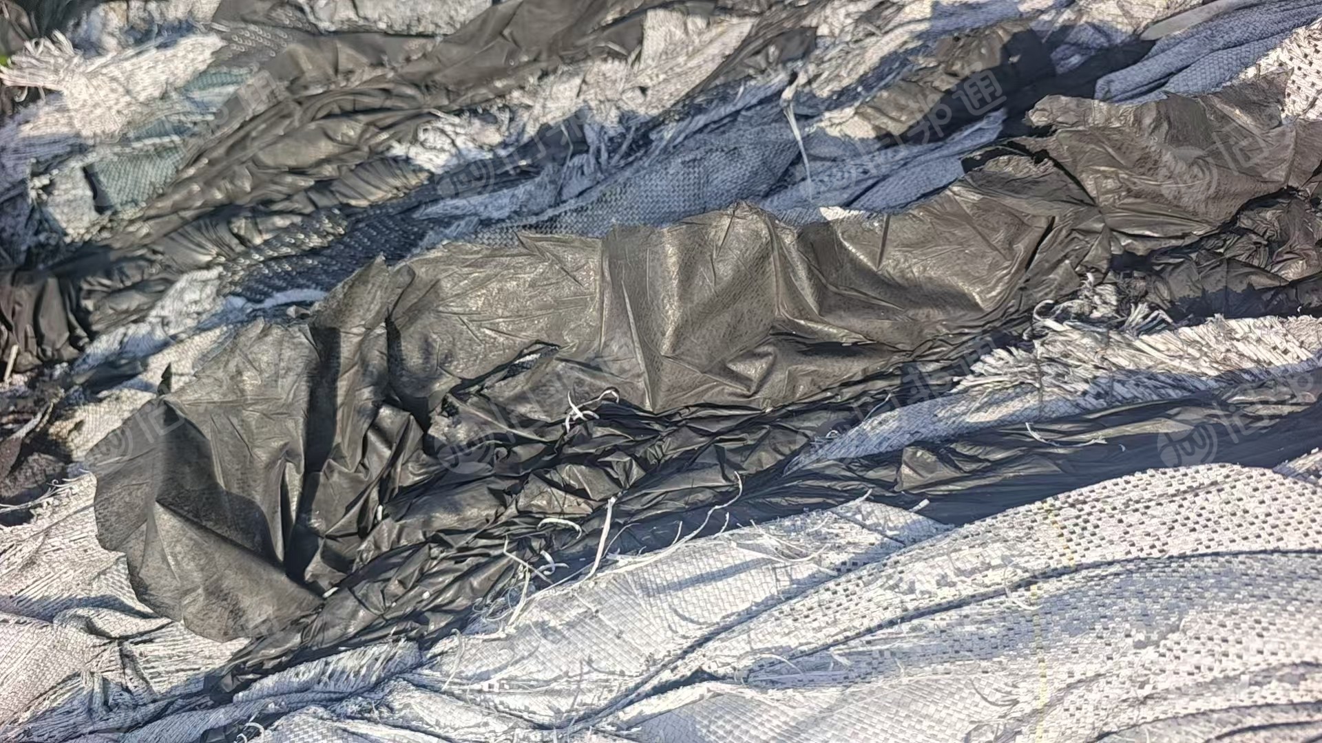 出售碳黑吨包，现货20吨，水洗造粒用