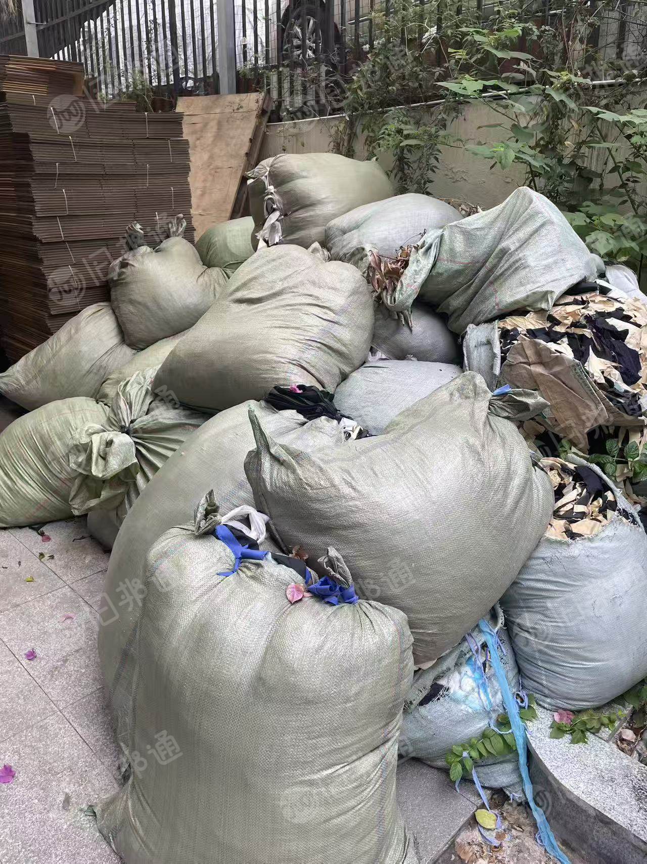 长期服装厂下来的废布,废布统货,货在重庆