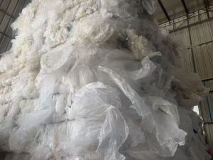 出售一级高压膜废料，二级膜废料（高低压混打的），各6.8一车