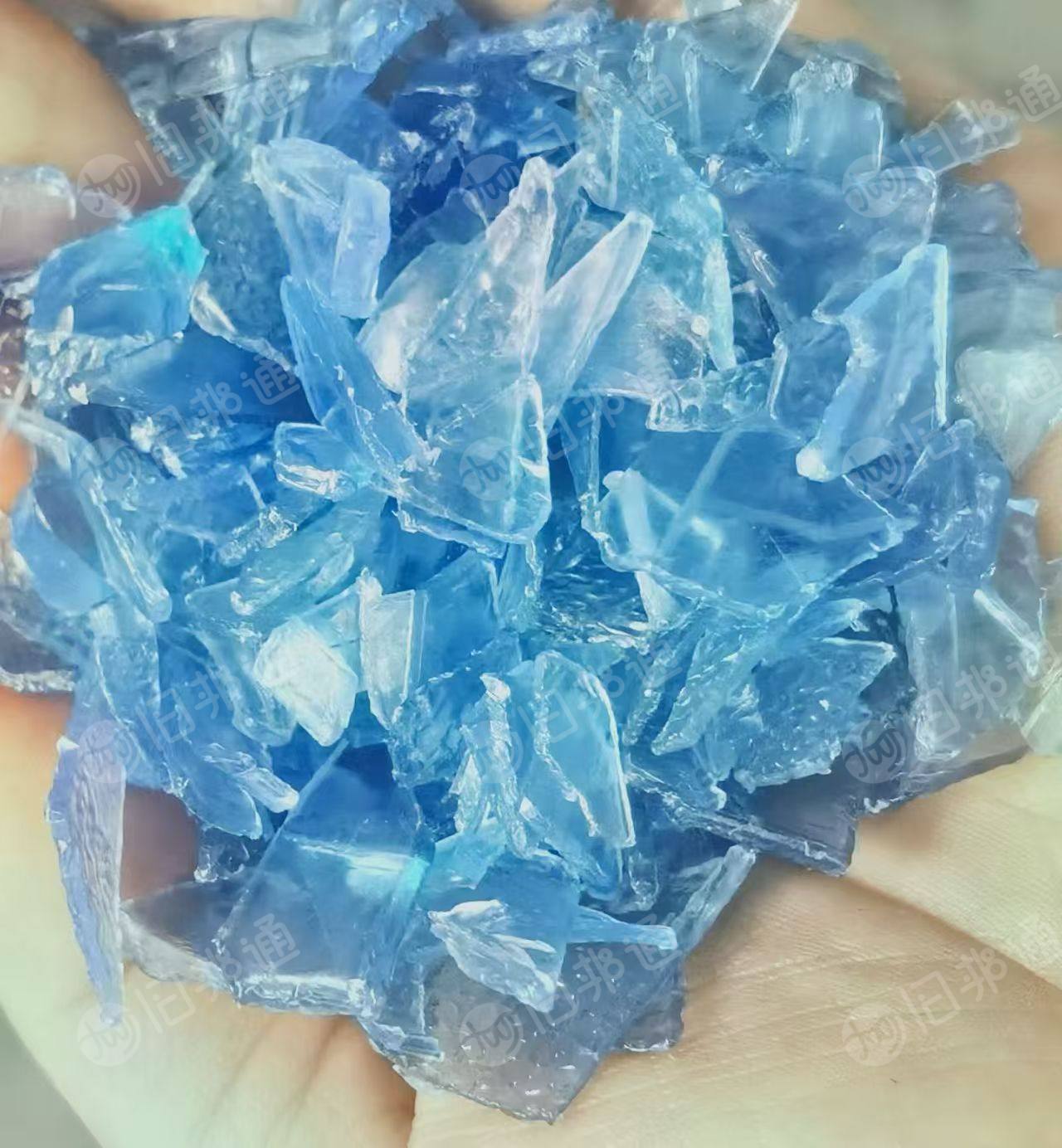 大量求购PC破碎料，特级透明PC破碎料，一级透明PC破碎料，PC黑白灯罩破碎料，唱片，蓝绿板