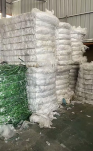 出售PE膜废料，一级，二级，三级都有