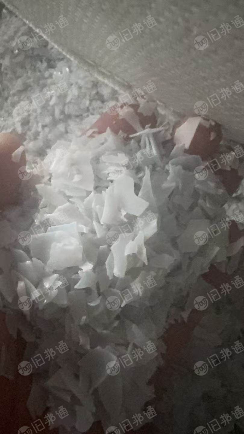 求购pet吸塑盒破碎料,pet瓶片破碎料,pet片材,pet清洗破碎料(冷水热水干破的都可以)