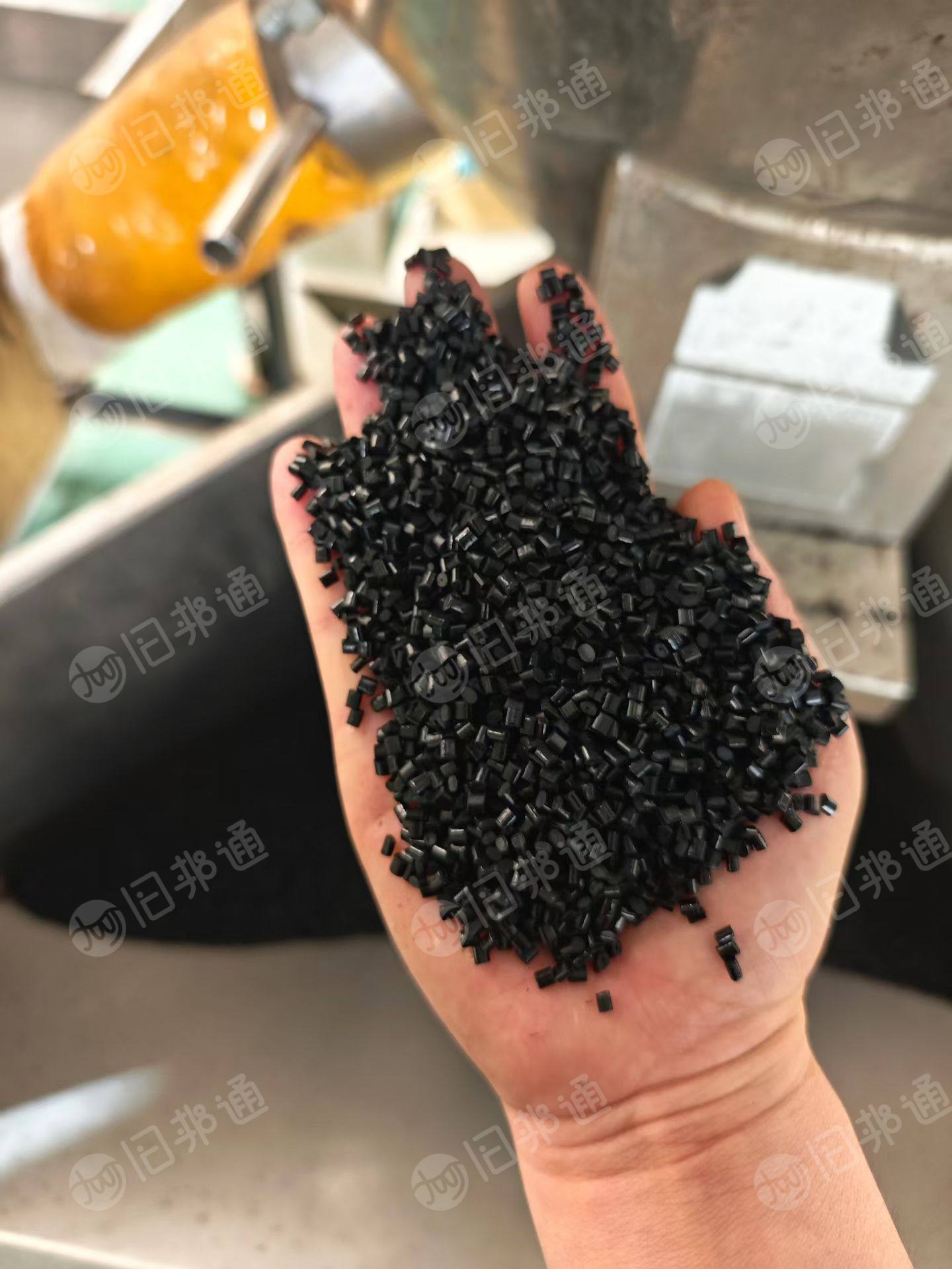 长期出售黑色abs高光高亮，无水花，无水印，无麻点的颗粒