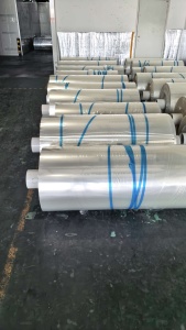 出售PET卷筒膜，厚度1.2丝-1.9丝的 宽幅900以上，现货40几吨