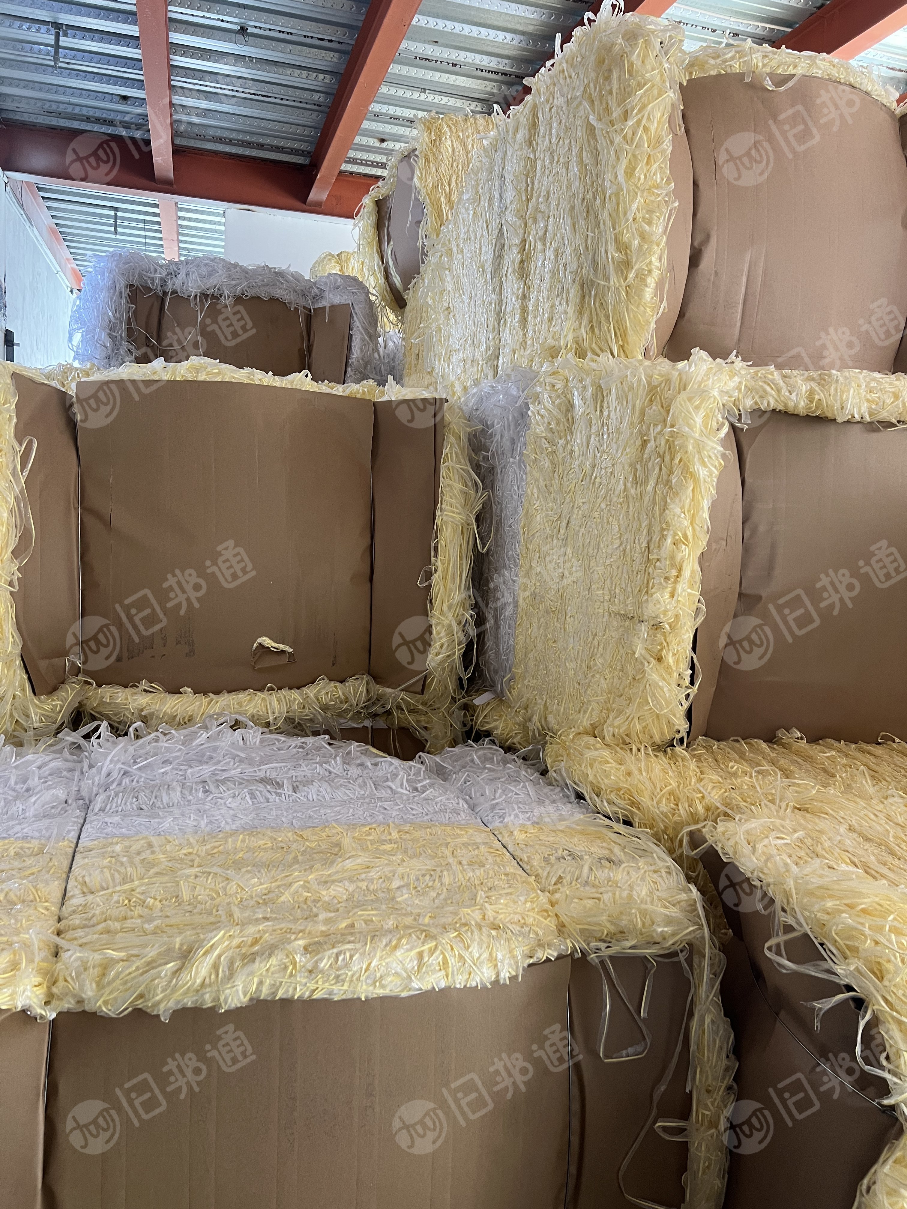 厂家长期出售黄白淋膜纸废料,淋膜膜边条