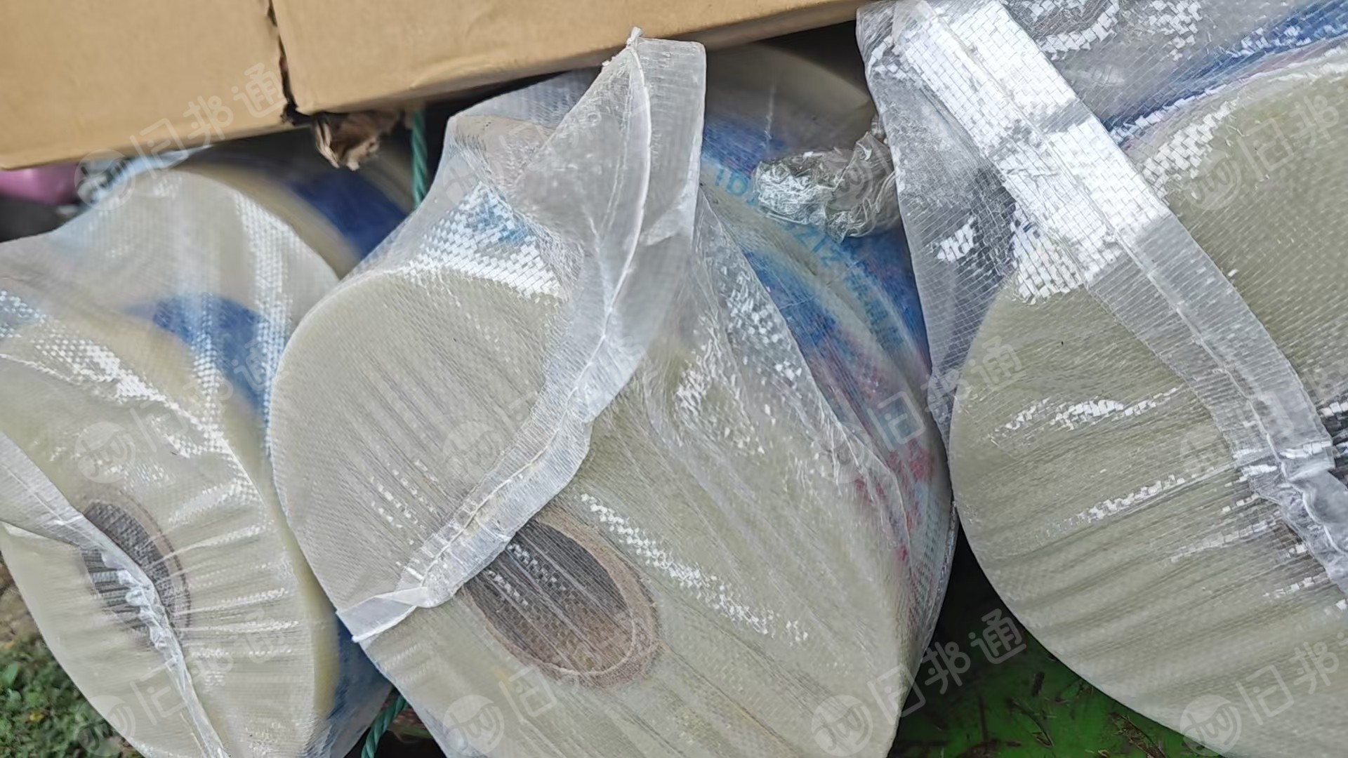 出售PVC卷膜，透明和乳白都有，现货6吨